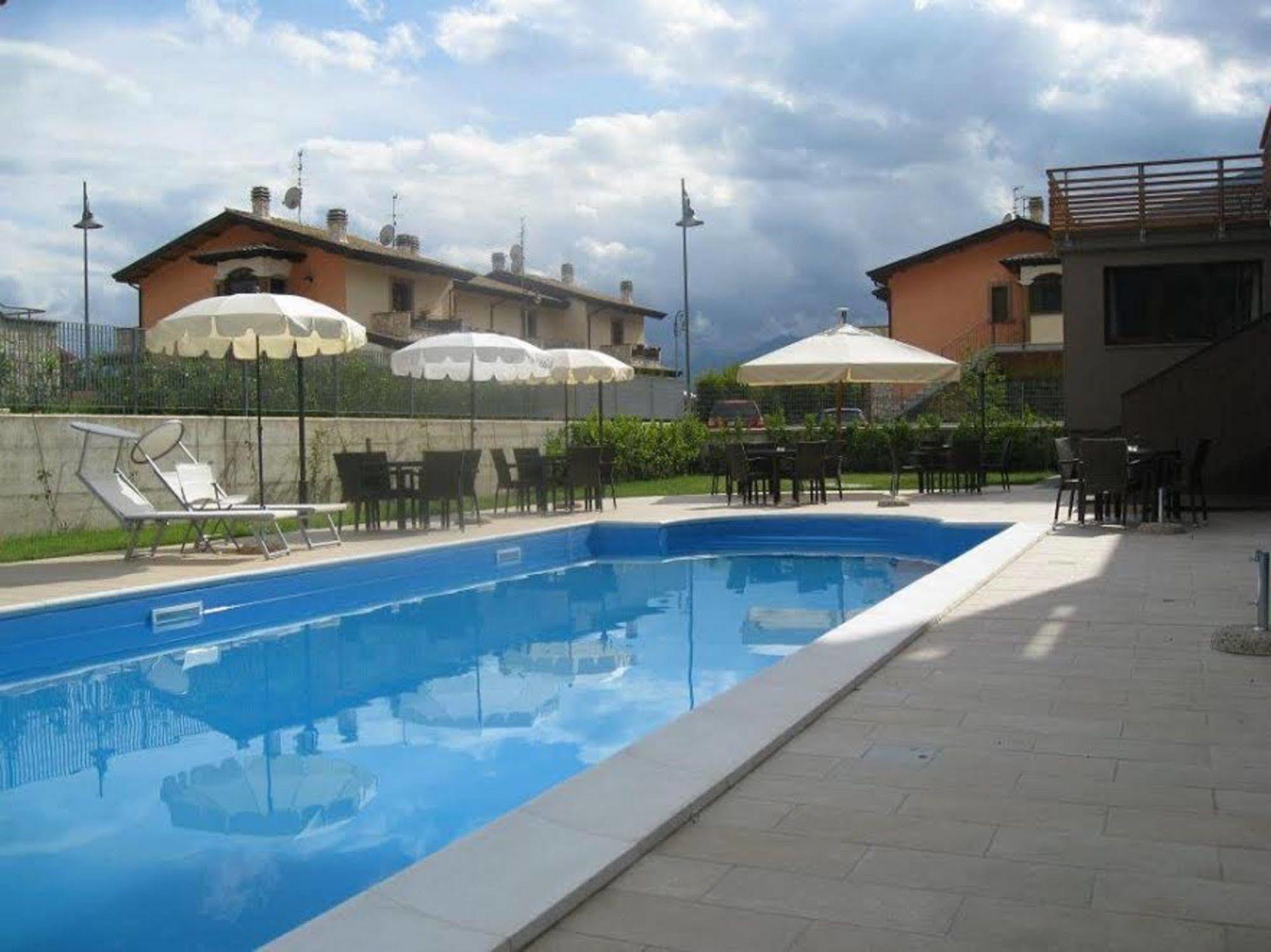Hotel Natura Castel Di Sangro Esterno foto